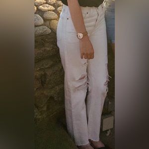 Levi’s wedgie straight white unfinished hem